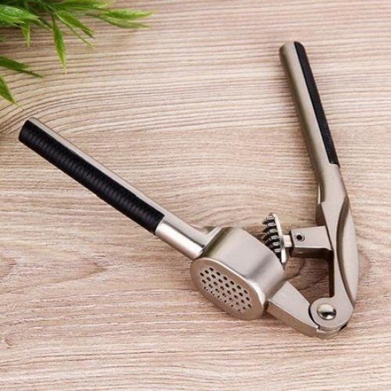 Fame Kitchen UN-616 Sarımsak Ezici Fame Kitchen UN-616 Sarımsak Ezici