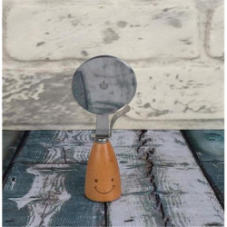 Kardelen Home Bambu Saplı Hamur Ruleti, Pizza Kesici KRD 598 Kardelen Home Bambu Saplı Hamur Ruleti, Pizza Kesici KRD 598