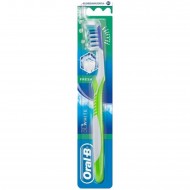 Oral-B 3D White Fresh Diş Fırçası Orta